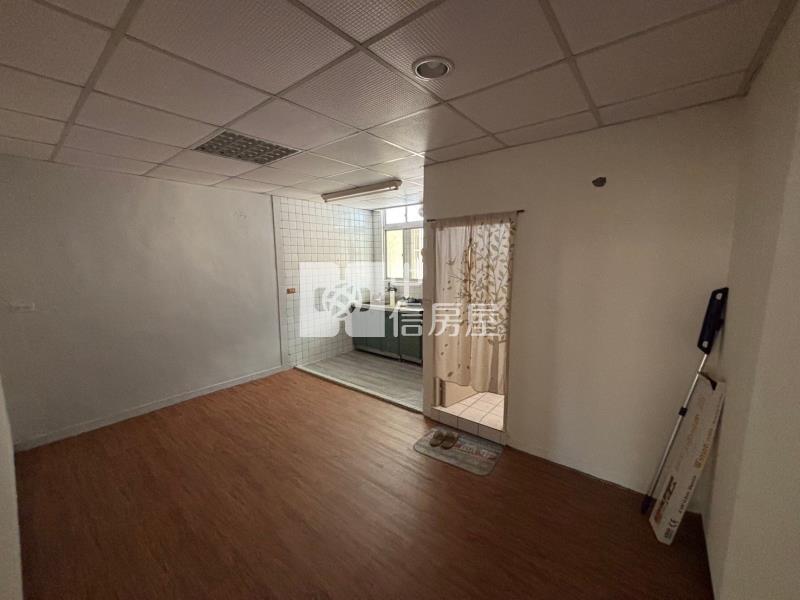 SOGO商圈四樓二房美寓房屋室內格局與周邊環境