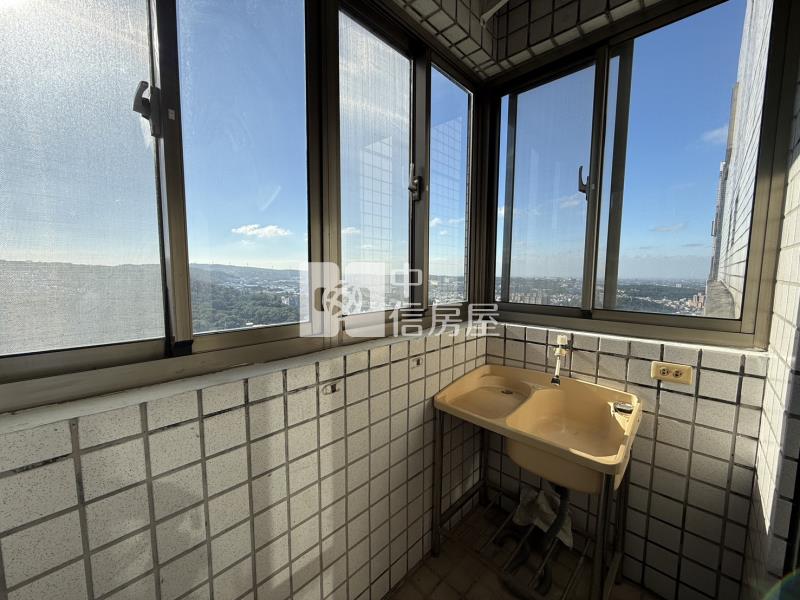 近楊梅交流道景觀套房大陽台房屋室內格局與周邊環境