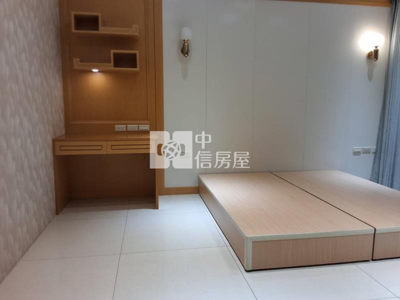 專(龍騰)永華路2段雙車景觀豪宅房屋室內格局與周邊環境