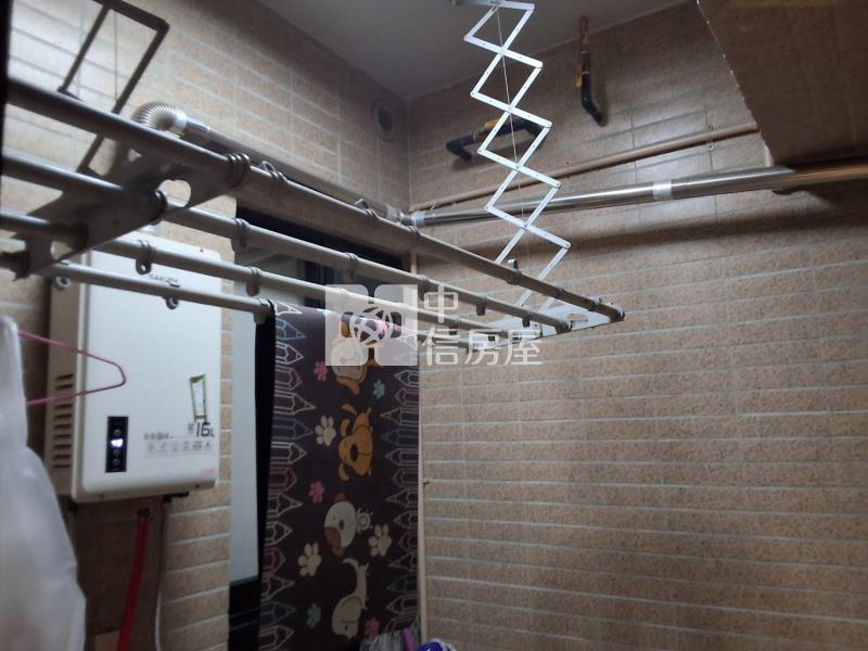 專(龍騰)永華路2段雙車景觀豪宅房屋室內格局與周邊環境