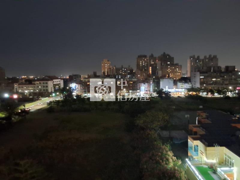 專(龍騰)永華路2段雙車景觀豪宅房屋室內格局與周邊環境