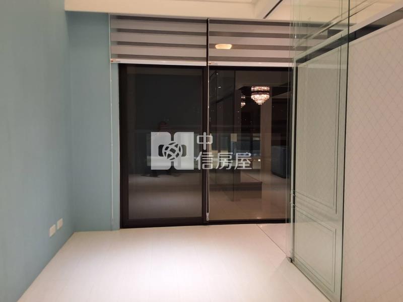 專(龍騰)永華路2段雙車景觀豪宅房屋室內格局與周邊環境