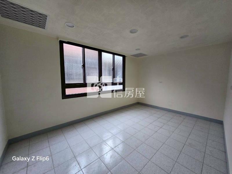 平鎮大潤發整新透天房屋室內格局與周邊環境