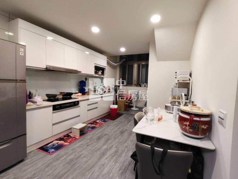 【專任】平鎮家樂福旁美透天(室內車庫)房屋室內格局與周邊環境