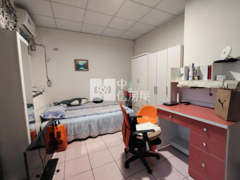 【專任】平鎮家樂福旁美透天(室內車庫)房屋室內格局與周邊環境