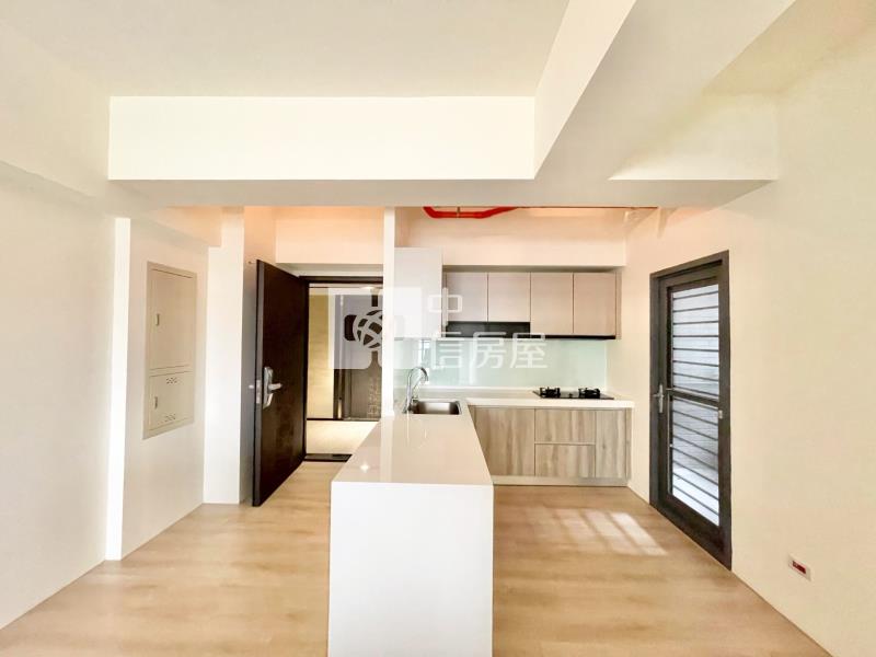 馥景莊園3改2房視野雙平車房屋室內格局與周邊環境