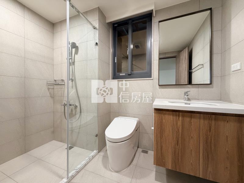 馥景莊園3改2房視野雙平車房屋室內格局與周邊環境