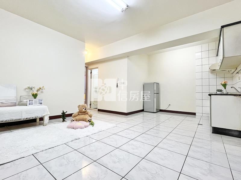 東興國小低總電梯2房房屋室內格局與周邊環境