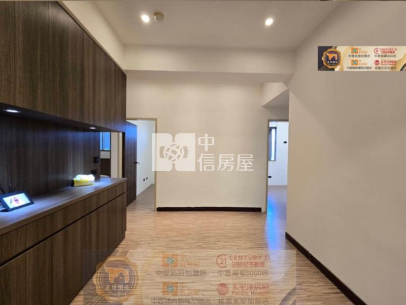 中壢體育園區電梯三樓房屋室內格局與周邊環境