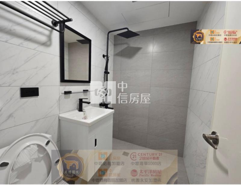 中壢體育園區電梯三樓房屋室內格局與周邊環境