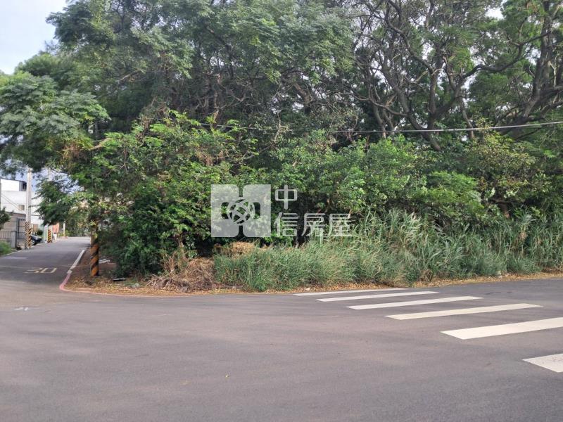 觀音草漯建地房屋室內格局與周邊環境