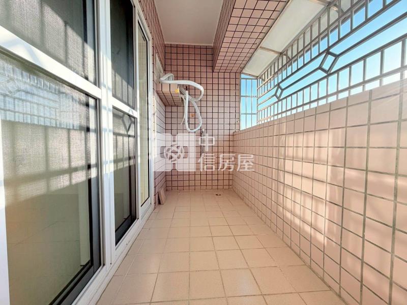 友愛商圈3房平面車位房屋室內格局與周邊環境