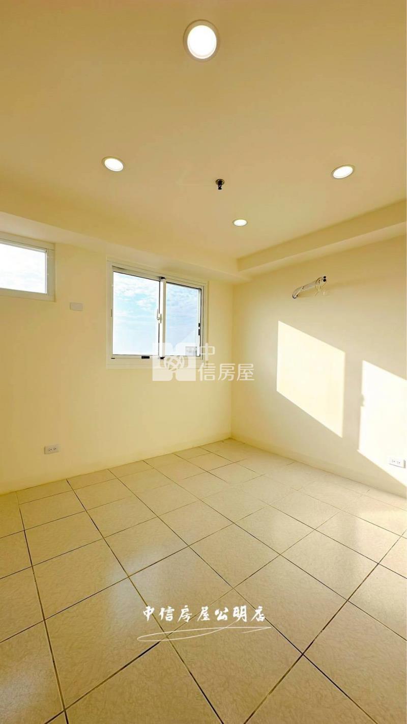 友愛商圈3房平面車位房屋室內格局與周邊環境