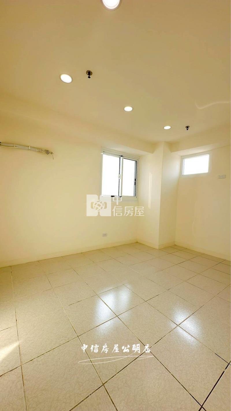 友愛商圈3房平面車位房屋室內格局與周邊環境