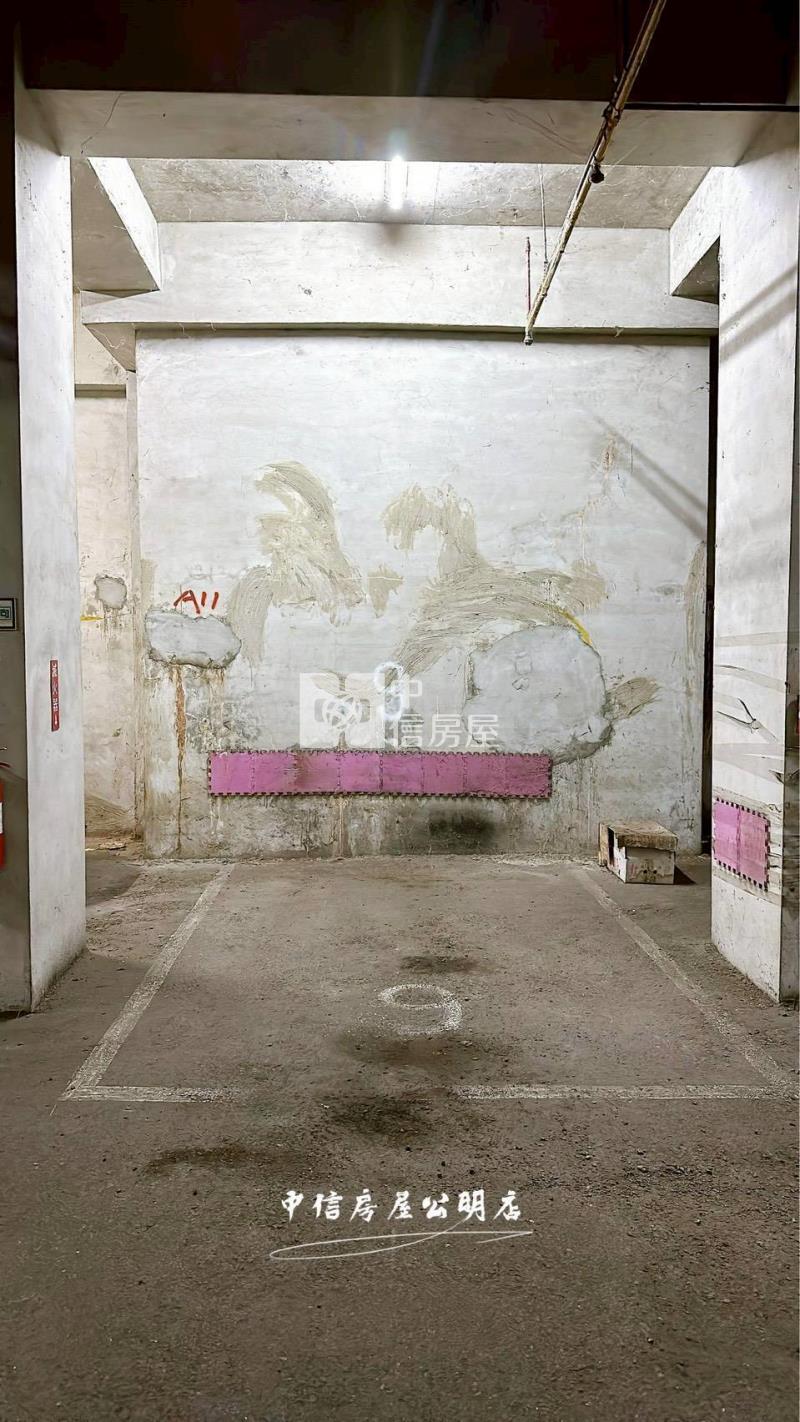 友愛商圈3房平面車位房屋室內格局與周邊環境