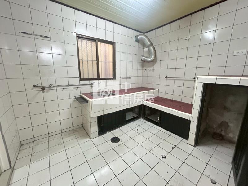 【安家】楊梅低總價大面寬雙車孝親透天房屋室內格局與周邊環境