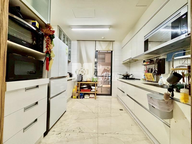 葳格中學宏績馥郁大地坪孝親花園別墅房屋室內格局與周邊環境