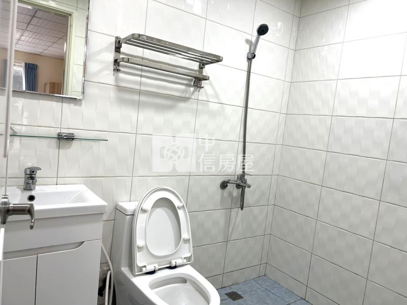 漢神百貨旁收租透套房屋室內格局與周邊環境