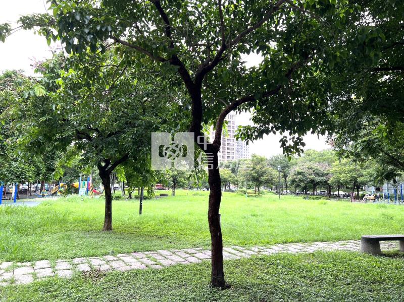 漢神百貨旁收租透套房屋室內格局與周邊環境