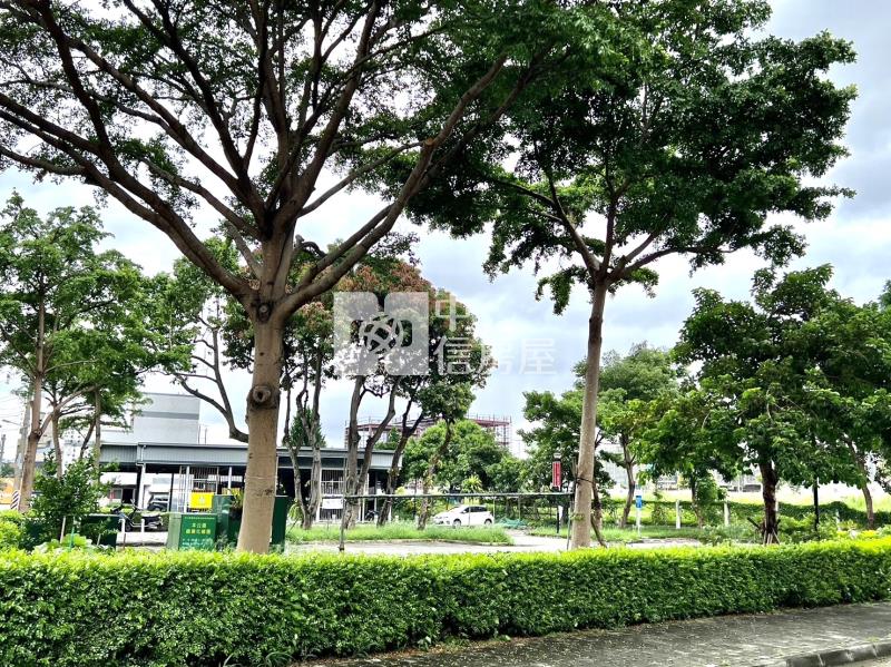 漢神百貨旁收租透套房屋室內格局與周邊環境