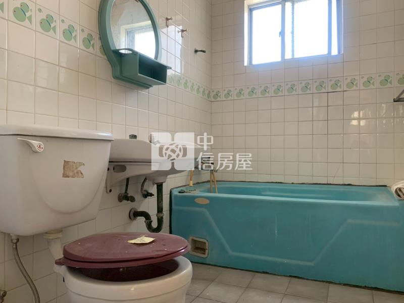 日新國小整新明亮三房房屋室內格局與周邊環境