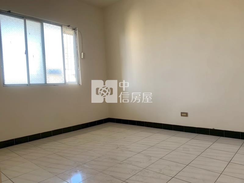 日新國小整新明亮三房房屋室內格局與周邊環境