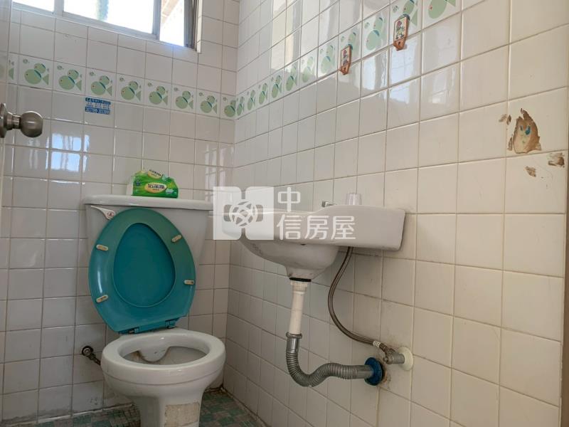 日新國小整新明亮三房房屋室內格局與周邊環境