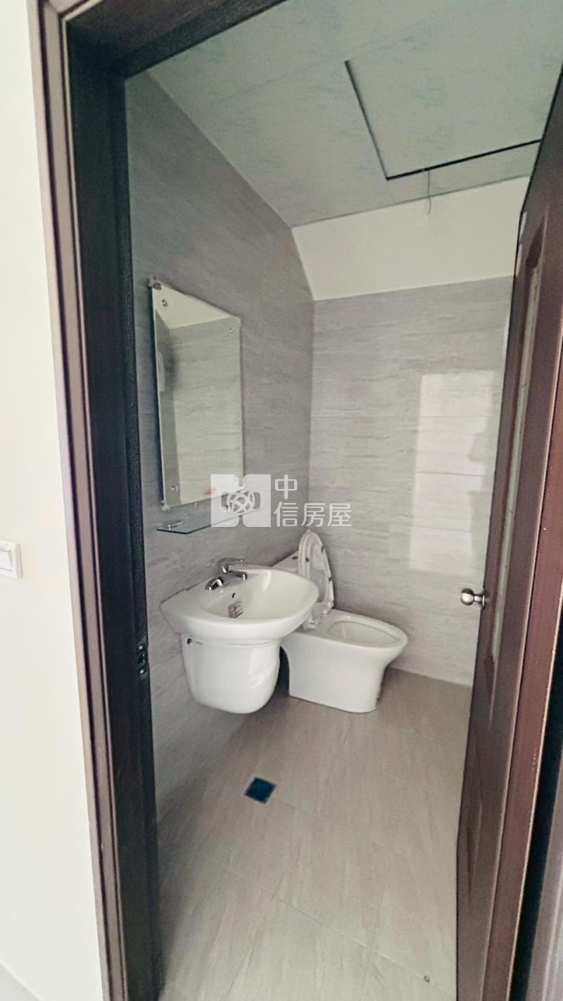 A2-12 20米路新成屋房屋室內格局與周邊環境