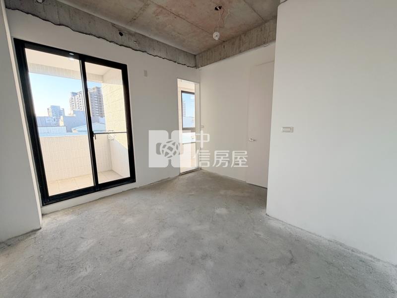 仁美國小全新臨路電墅房屋室內格局與周邊環境