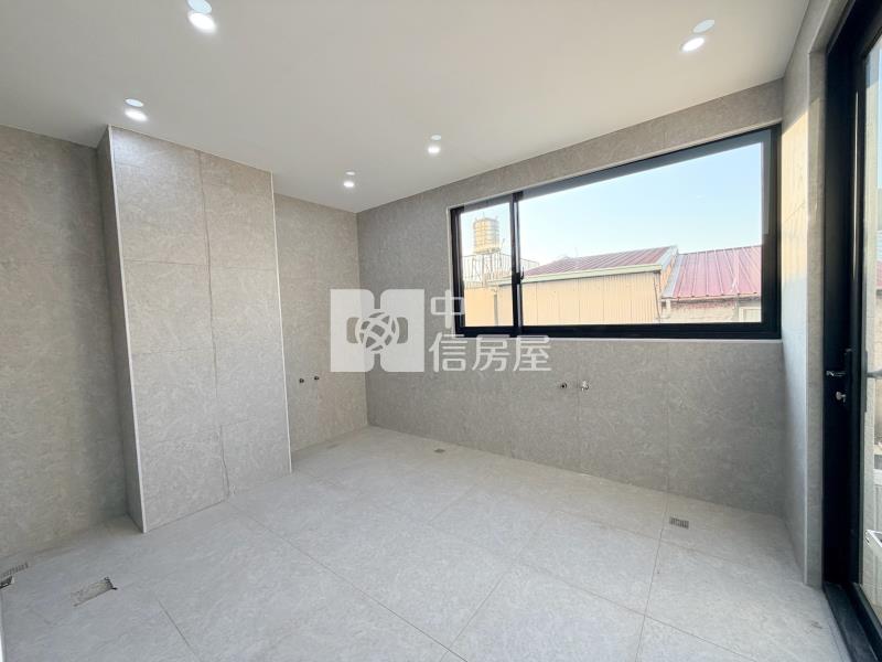 仁美國小全新臨路電墅房屋室內格局與周邊環境