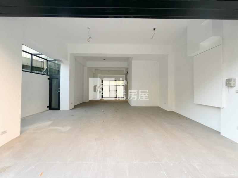 仁美國小全新臨路電墅房屋室內格局與周邊環境