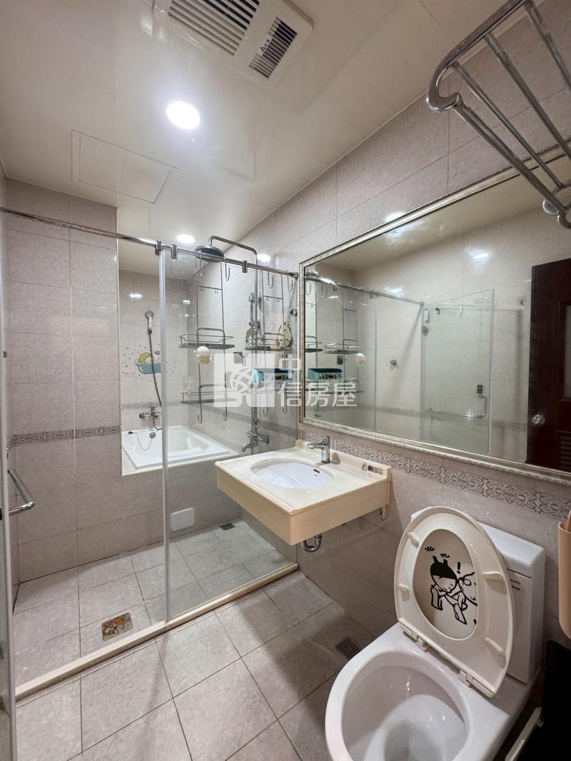 南勢幸福公園3+1房子母車房屋室內格局與周邊環境