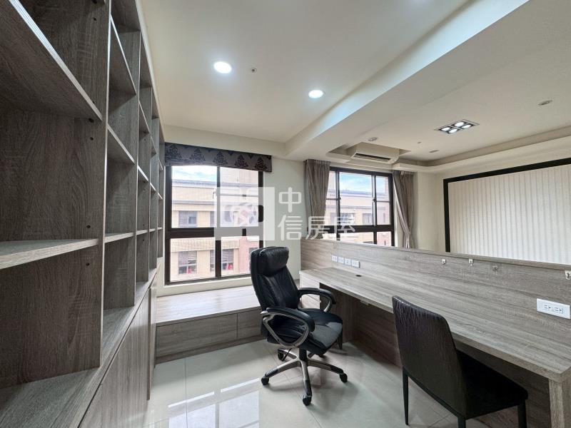 南勢幸福公園3+1房子母車房屋室內格局與周邊環境