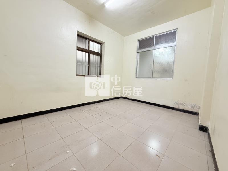 楊梅國小大地坪面寬別墅房屋室內格局與周邊環境