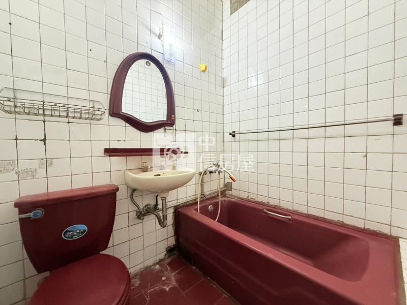 楊梅國小大地坪面寬別墅房屋室內格局與周邊環境