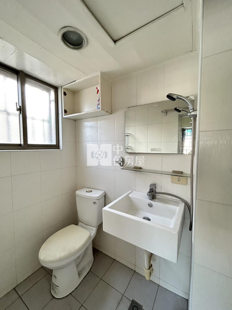 近南紡東光國小可收租3套房宜居社宅房屋室內格局與周邊環境