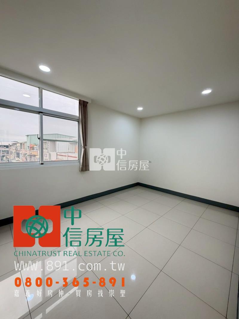 民生社區車庫別墅房屋室內格局與周邊環境