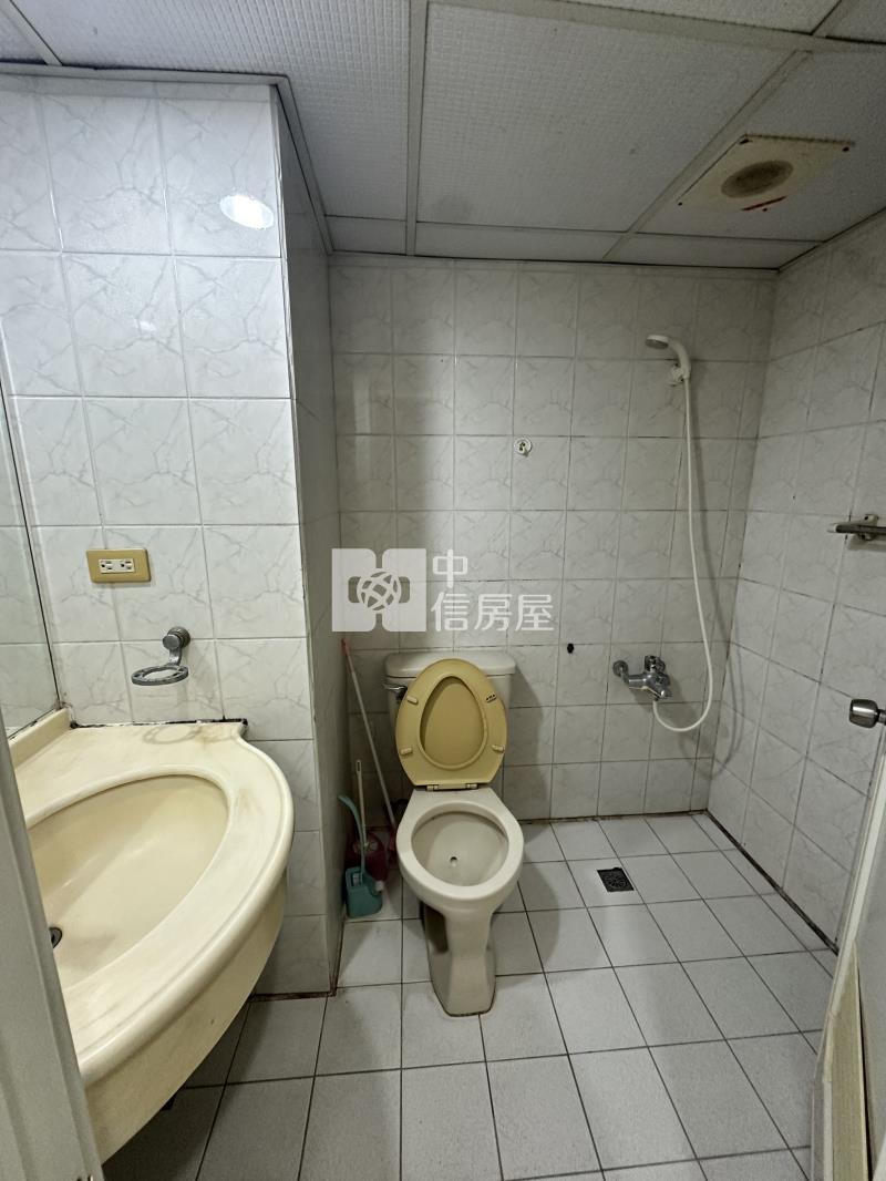 中興大學府商圈採光大套房房屋室內格局與周邊環境