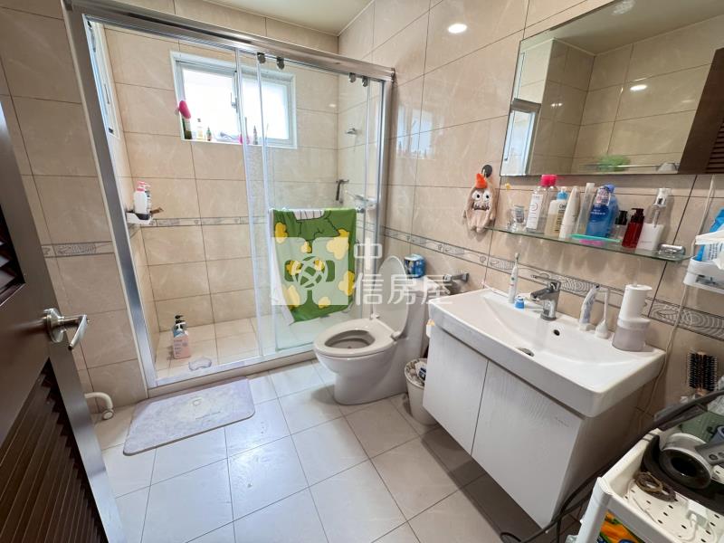 東森山莊景觀電梯別墅房屋室內格局與周邊環境