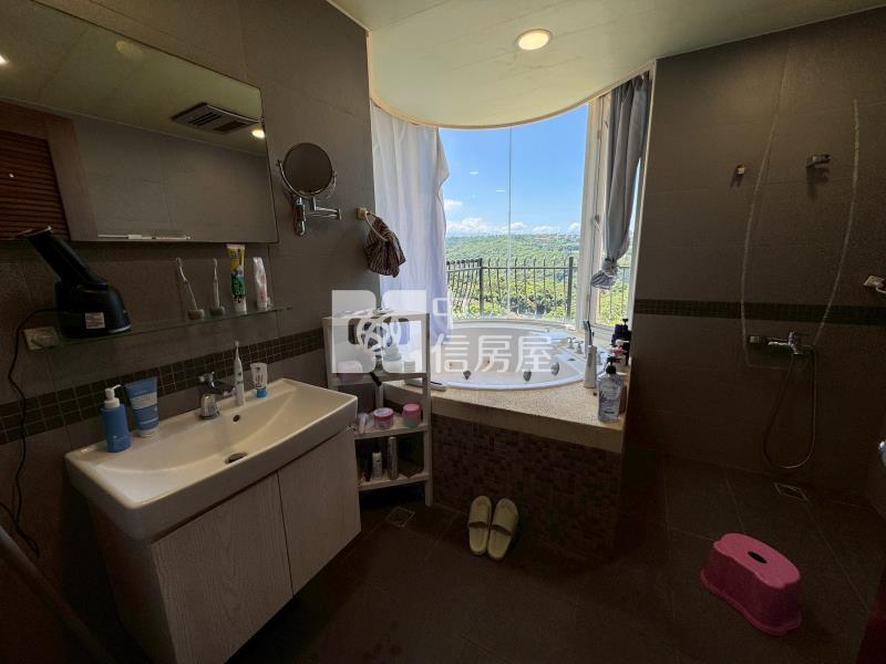 東森山莊景觀電梯別墅房屋室內格局與周邊環境