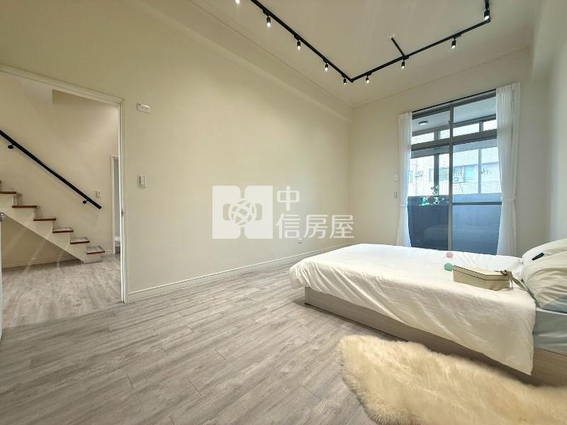 五期三房平車~全新整理房屋室內格局與周邊環境