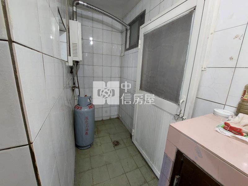 八德廣興角地大面寬透天房屋室內格局與周邊環境