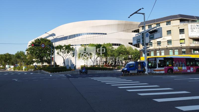 中興大學百萬裝潢美公寓房屋室內格局與周邊環境