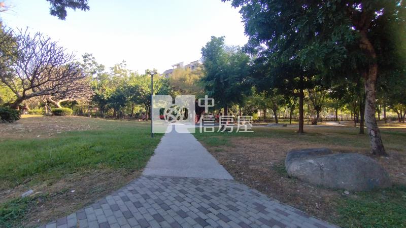 中興大學百萬裝潢美公寓房屋室內格局與周邊環境