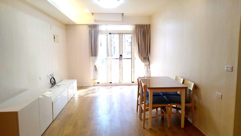 中興大學百萬裝潢美公寓房屋室內格局與周邊環境