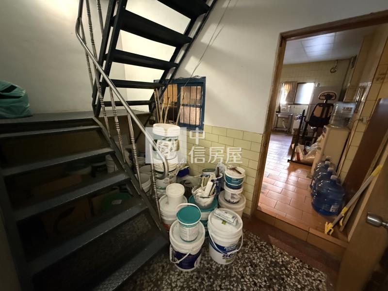 稀有西屯乙工透天房屋室內格局與周邊環境