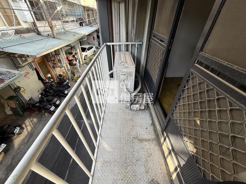 稀有西屯乙工透天房屋室內格局與周邊環境