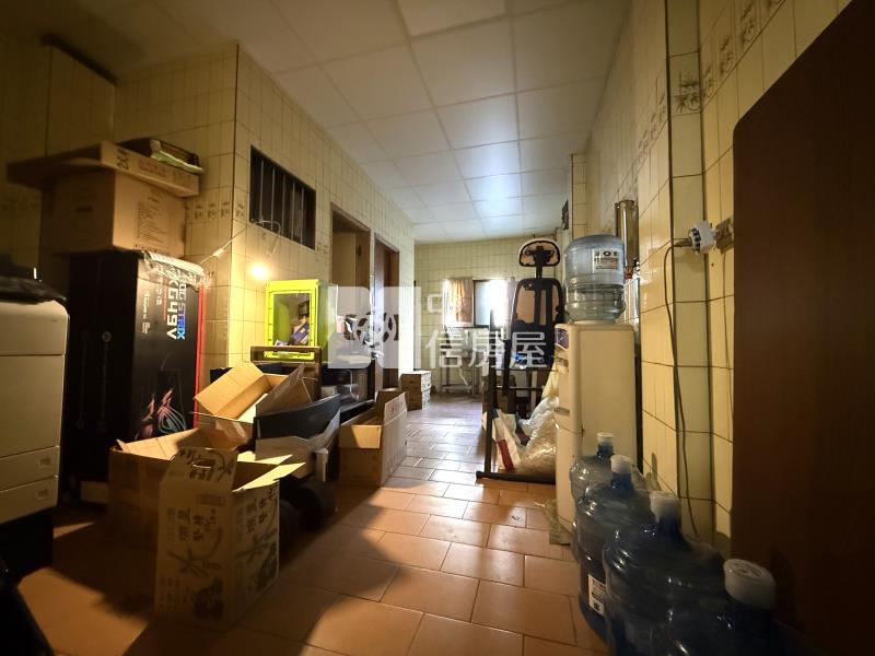 稀有西屯乙工透天房屋室內格局與周邊環境