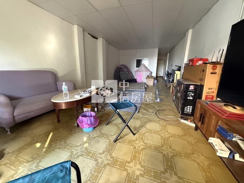 稀有西屯乙工透天房屋室內格局與周邊環境