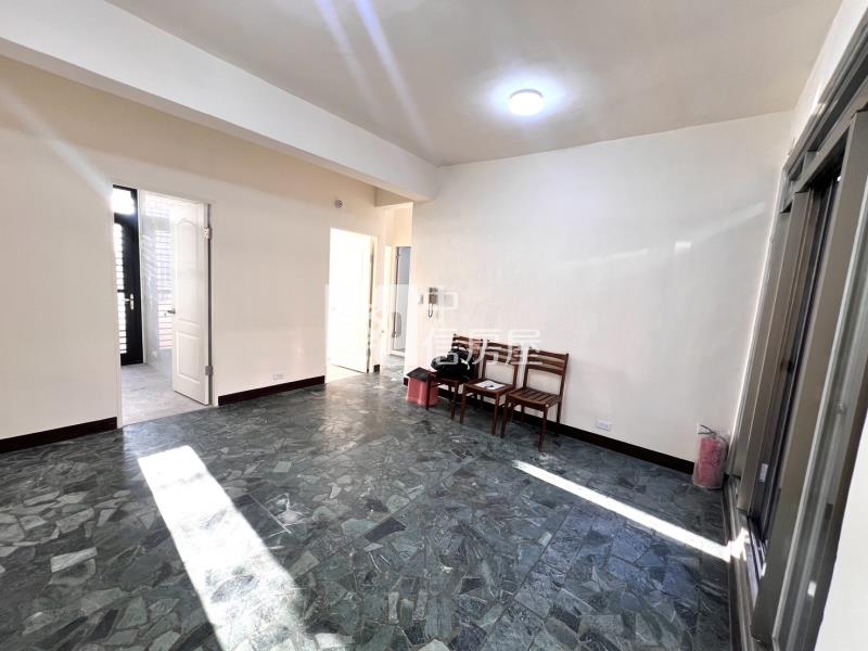 【神馬】中壢中原整新溫馨公寓三房房屋室內格局與周邊環境